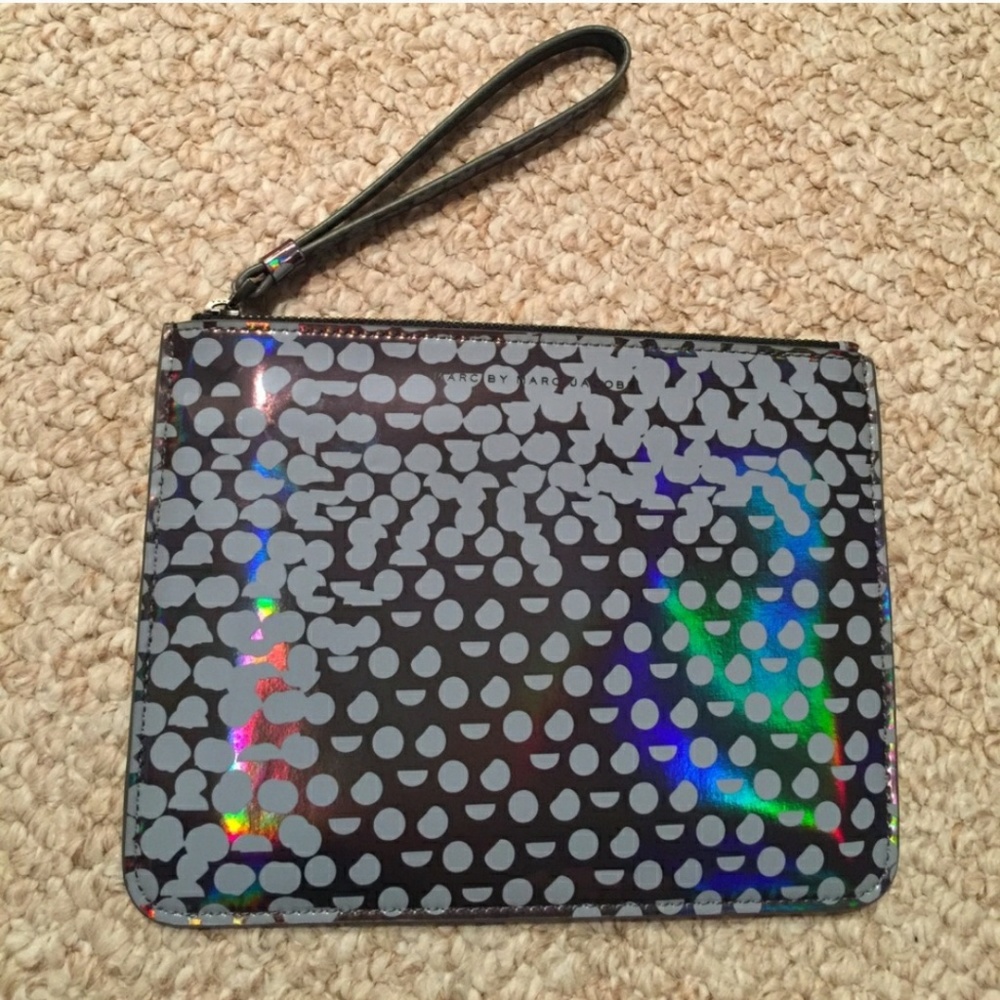 MARC BY MARC JACOBS HOLOGRAPHIC DOT WRISLET
